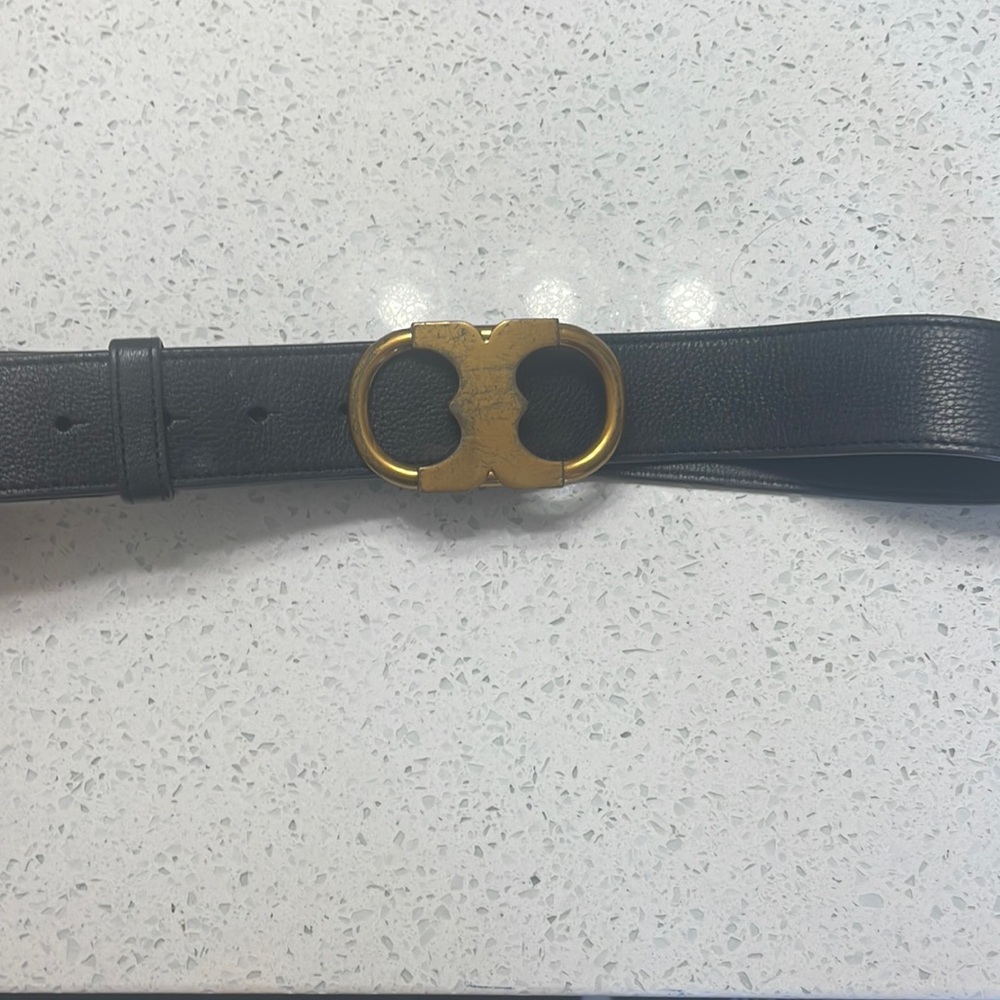 COPY - Tory Burch belt